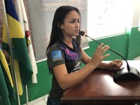 Câmara Municipal Parabeniza Escola Buriti pelo talento da Aluna Nayara de Oliveira Silva.