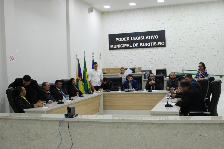Plenário da Câmara dá aval unânime às contas do Executivo de 2023