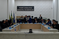 REFIS 2025 é promulgado em ato conjunto de vereadores e prefeito